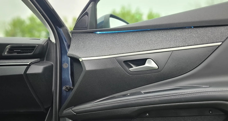 Peugeot 5008 cena 81900 przebieg: 101000, rok produkcji 2017 z Siemianowice Śląskie małe 562